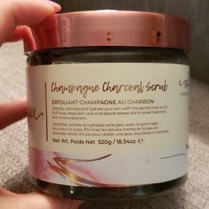 Champagne Charcoal Scrub